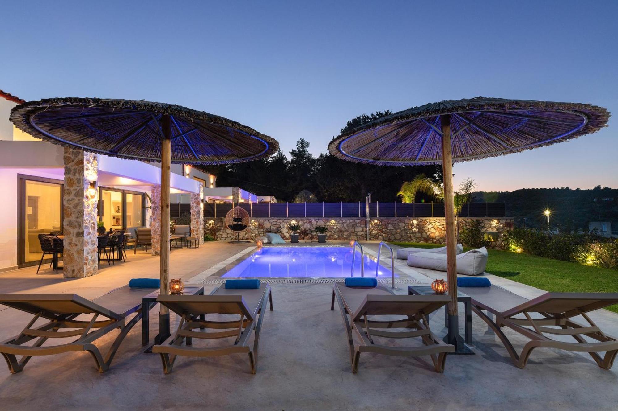 Aiora Luxury Villas Afantou Exterior photo