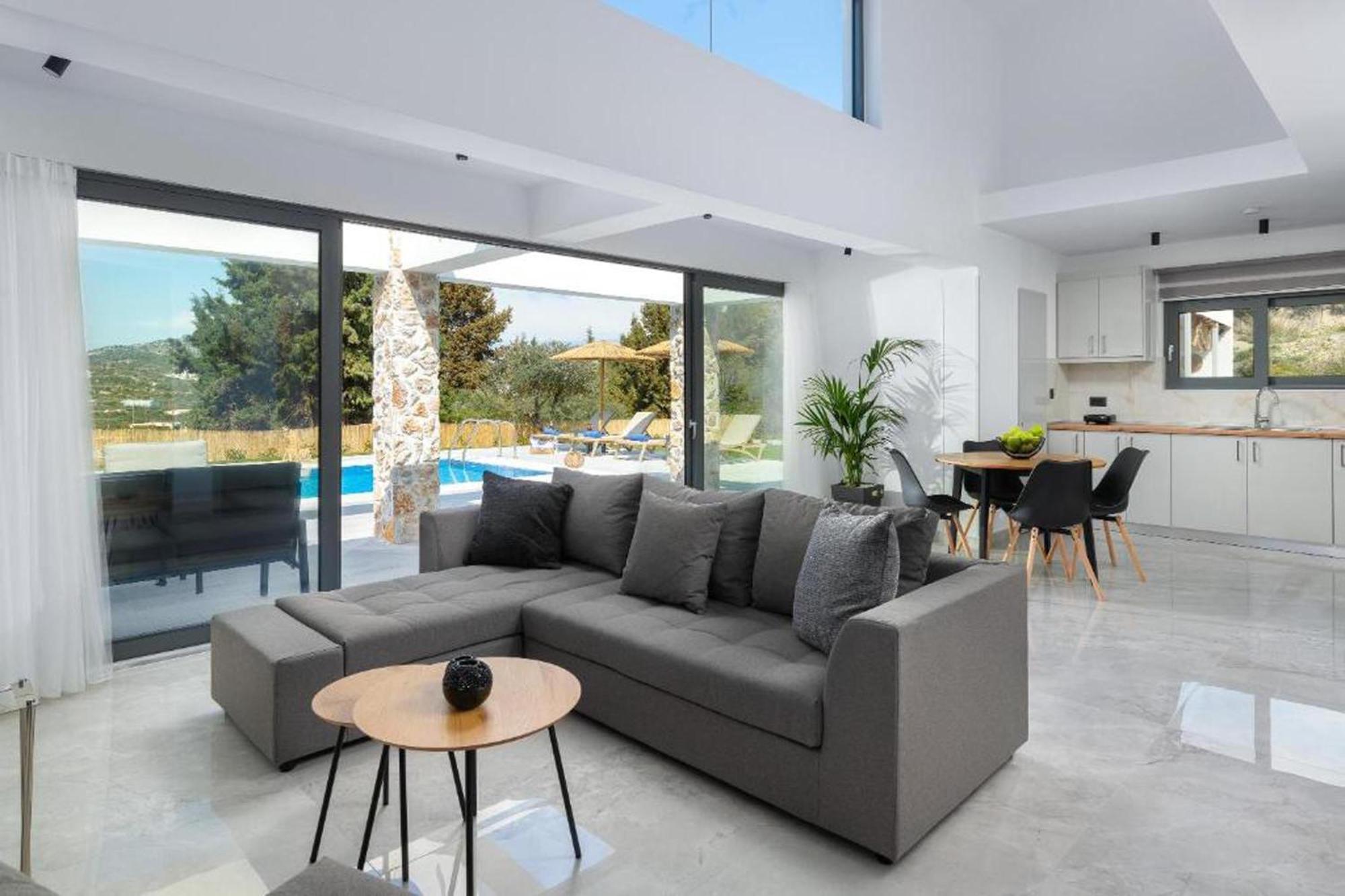Aiora Luxury Villas Afantou Exterior photo